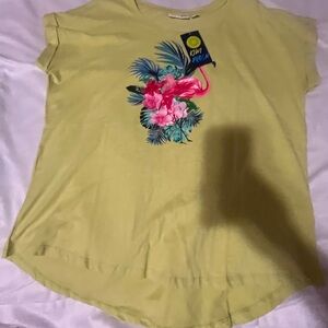 Kiwi fresh 3D floral and flamingo green tshirt size PL